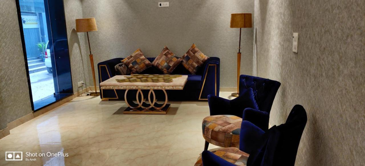 Hotel The Vegas Delhi Airport- A Boutique Hotel New Delhi Exterior photo