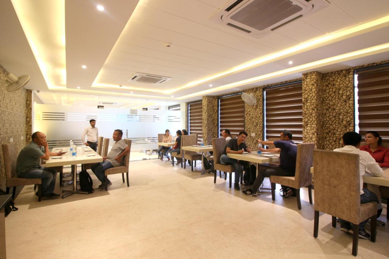 Hotel The Vegas Delhi Airport- A Boutique Hotel New Delhi Exterior photo